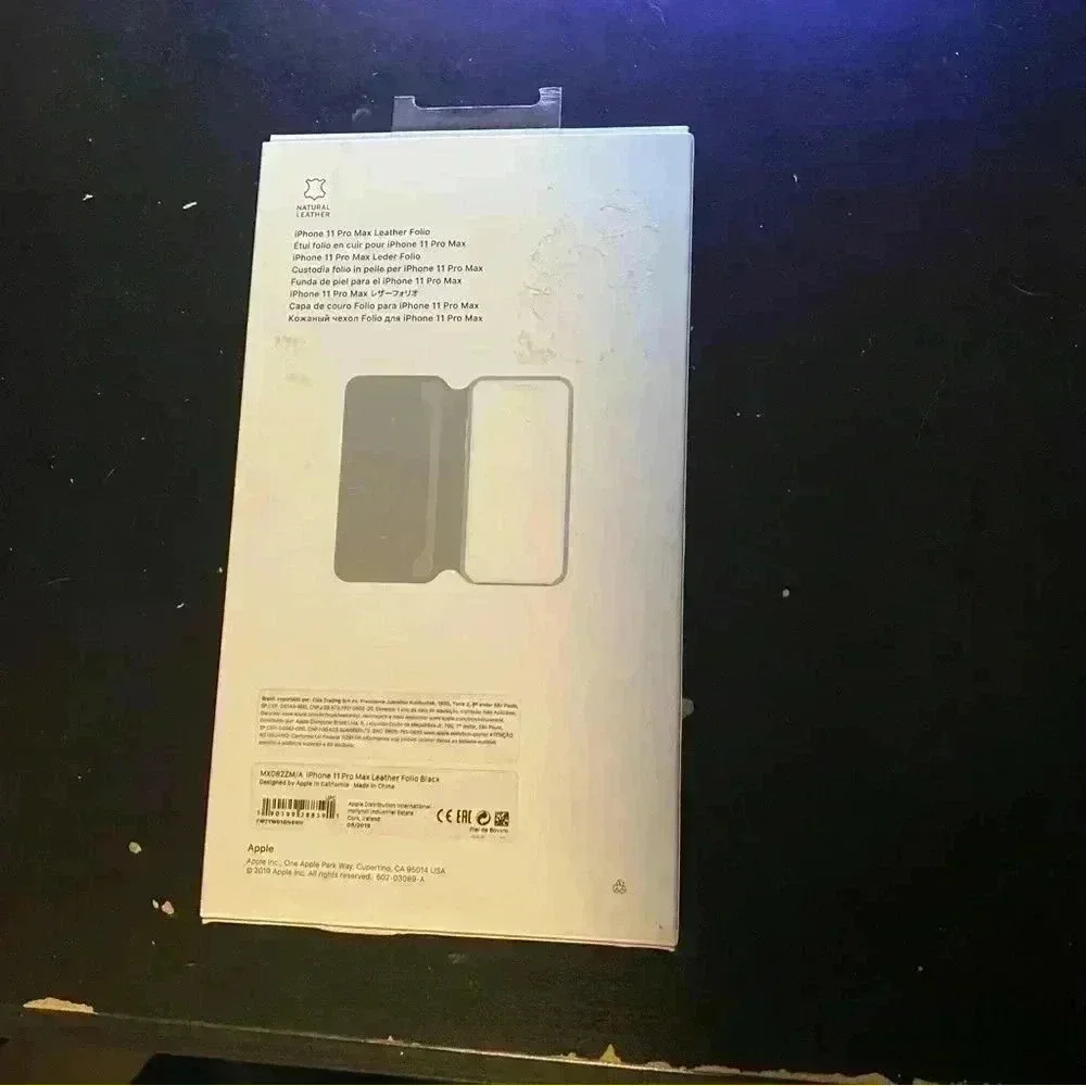 iPhone 11 Pro Max Leather Folio